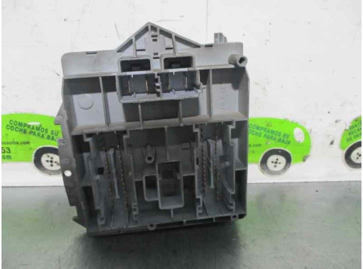 Recambio de caja reles / fusibles para peugeot 806 (221) 1.9 td referencia OEM IAM 46T78448 4