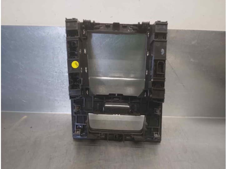 Recambio de moldura para skoda superb iii (3v3) 2.0 tdi referencia OEM IAM 3V1863212A 2