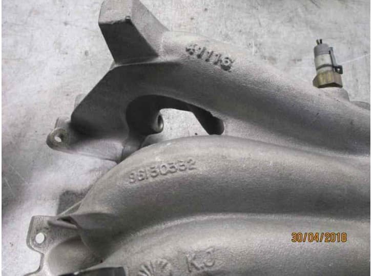 Recambio de colector admision para daewoo aranos 2.0 referencia OEM IAM 96130332 6