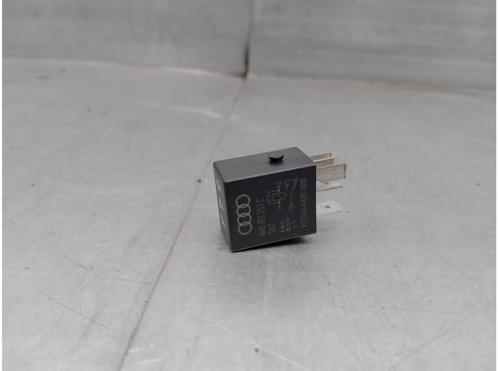 Recambio de rele para seat leon (5f1) 1.4 tsi referencia OEM IAM 4H0951253C