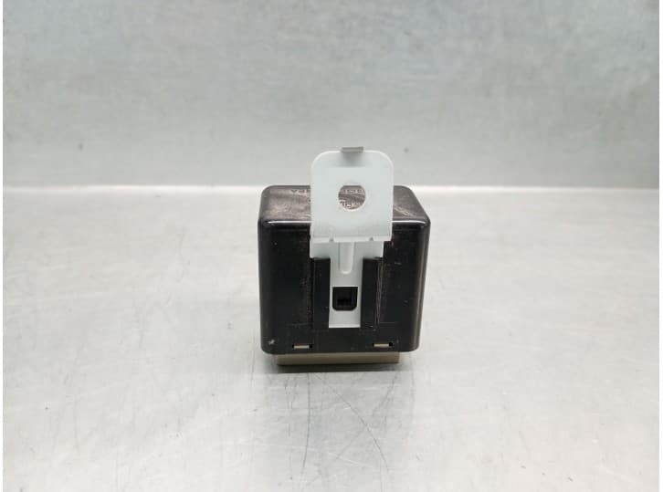 Recambio de rele para hyundai i30 (fd) 1.6 crdi referencia OEM IAM 954202L500 2