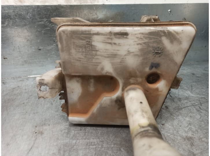 Recambio de deposito limpia para nissan primera (p10) 1.6 referencia OEM IAM 2891070J00 6