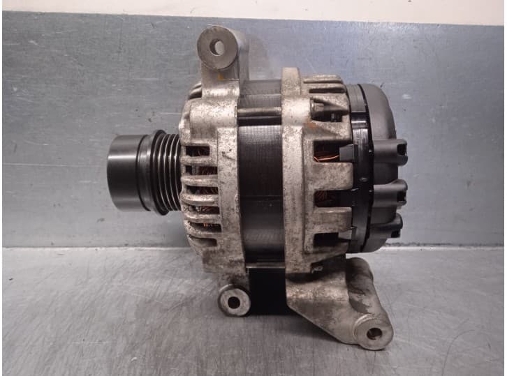 Recambio de alternador para opel karl (c16) 1.0 referencia OEM IAM 42366144  GM 2