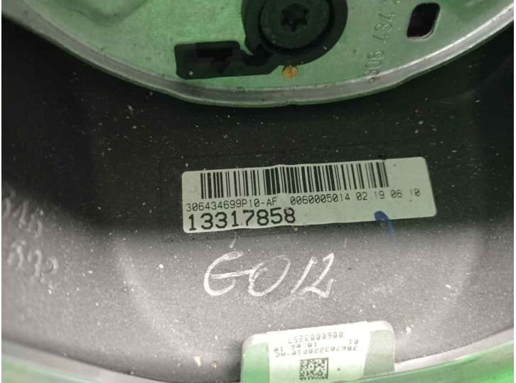 Recambio de volante para opel astra j (p10) 1.7 cdti (68) referencia OEM IAM 13317858 4
