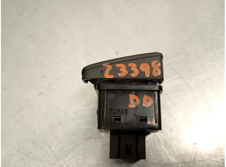 Recambio de interruptor para hyundai i30 (fd) 1.6 crdi referencia OEM IAM 70727 6