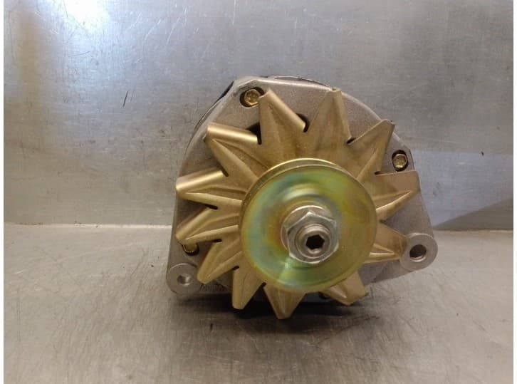 Recambio de alternador para renault trafic referencia OEM IAM A13N19 2101372 VALEO
