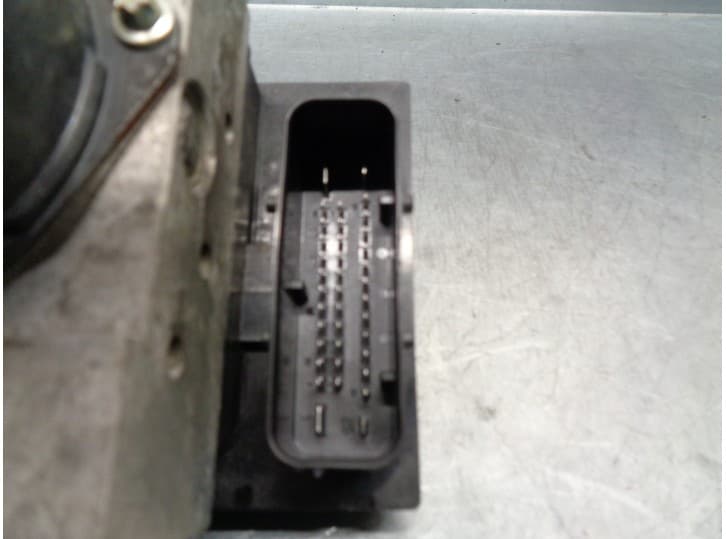 Recambio de abs para bmw 5 (e60) 530 d referencia OEM IAM 34516758743 0265234031 BOSCH 5