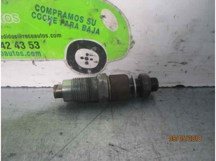 Recambio de inyector para toyota avensis (_t22_) 2.0 td (ct220_) referencia OEM IAM 2367027030