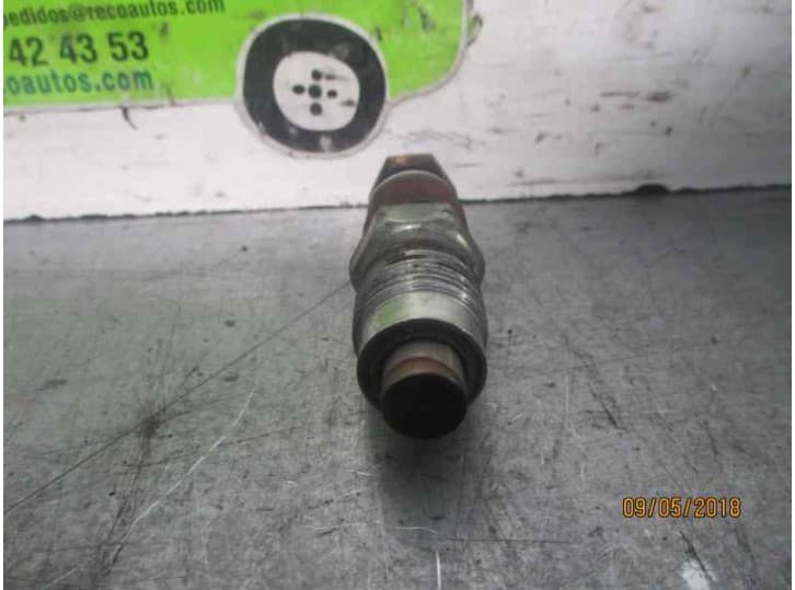 Recambio de inyector para toyota avensis (_t22_) 2.0 td (ct220_) referencia OEM IAM 2367027030 3