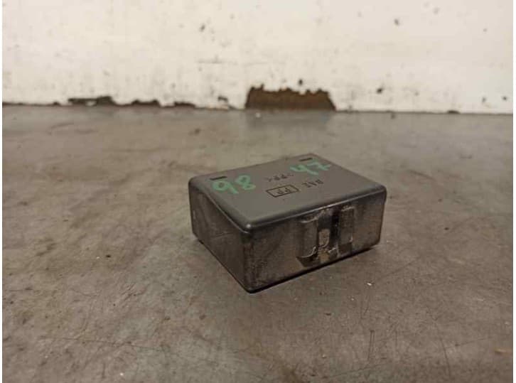 Recambio de rele para opel agila a (h00) 1.0 12v (f68) referencia OEM IAM 3870083E00 2
