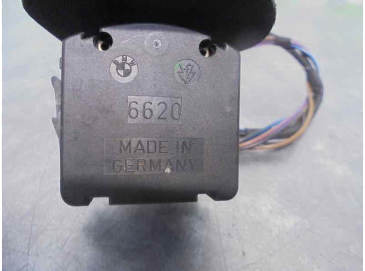 Recambio de mando limpia para bmw 5 (e34) 535 i referencia OEM IAM 4