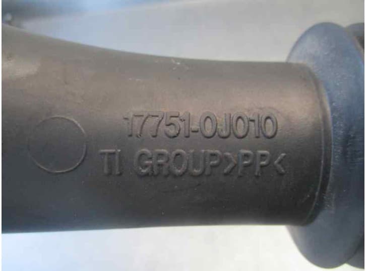 Recambio de tubo para toyota yaris (_p1_) 1.3 (scp12_, scp13_) referencia OEM IAM 177510J010 5