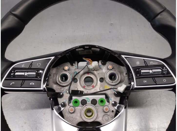 Recambio de volante para kia xceed (cd) 1.4 t-gdi referencia OEM IAM 56100J7470SA1 6