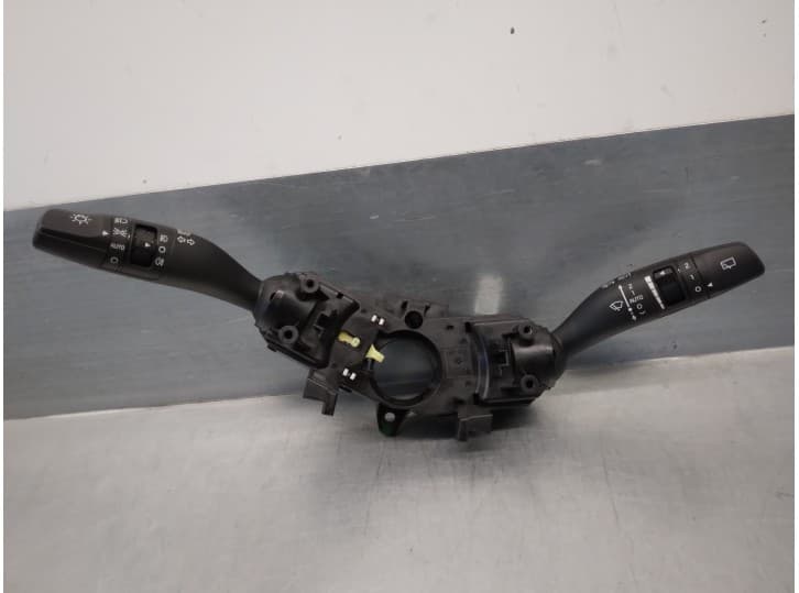 Recambio de mando luces para kia xceed (cd) 1.4 t-gdi referencia OEM IAM 93404J7960