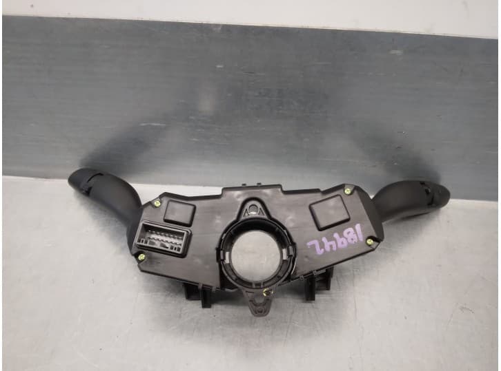 Recambio de mando luces para kia xceed (cd) 1.4 t-gdi referencia OEM IAM 93404J7960 2