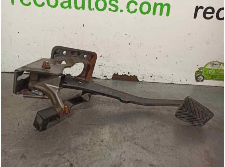 Recambio de pedal freno para kia sportage ii (je_, km_) 2.0 crdi 4wd referencia OEM IAM 2