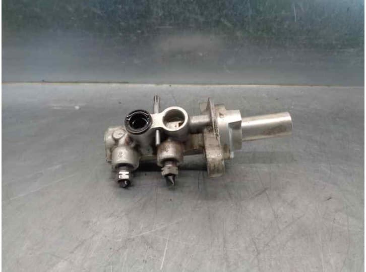 Recambio de bomba freno para peugeot 208 i (ca_, cc_) 1.2 vti 82 referencia OEM IAM 24642