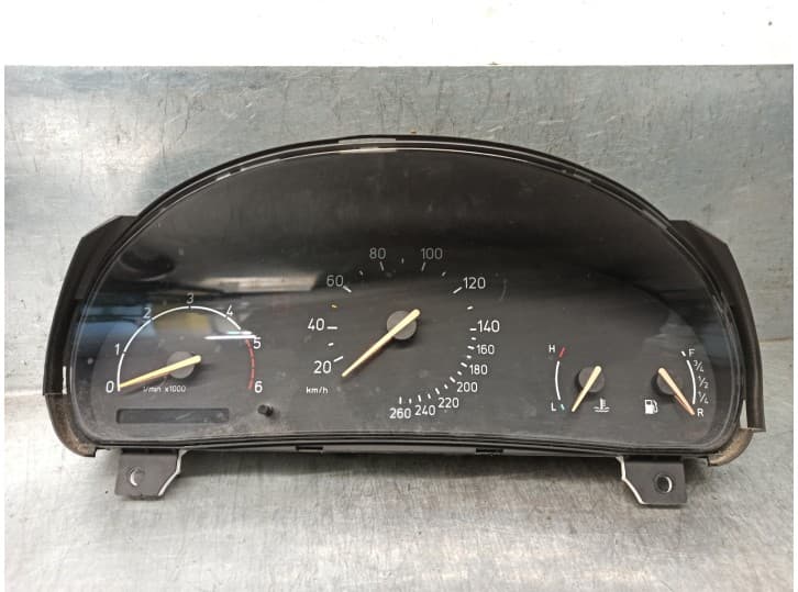 Recambio de cuadro instrumentos para saab 9-3 (ys3d) 2.2 tid referencia OEM IAM 5373188