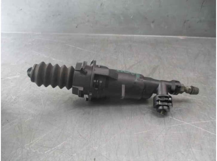 Recambio de bombin embrague para fiat ulysse (179_) 2.2 jtd referencia OEM IAM 3