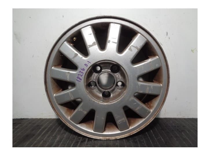 Recambio de llanta para audi a3 (8l1) 1.9 tdi referencia OEM IAM 8L0601025 R156JX15H2ET38