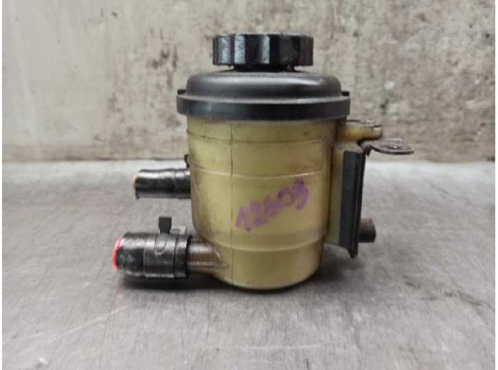 Recambio de deposito servo para hyundai getz (tb) 1.6 referencia OEM IAM