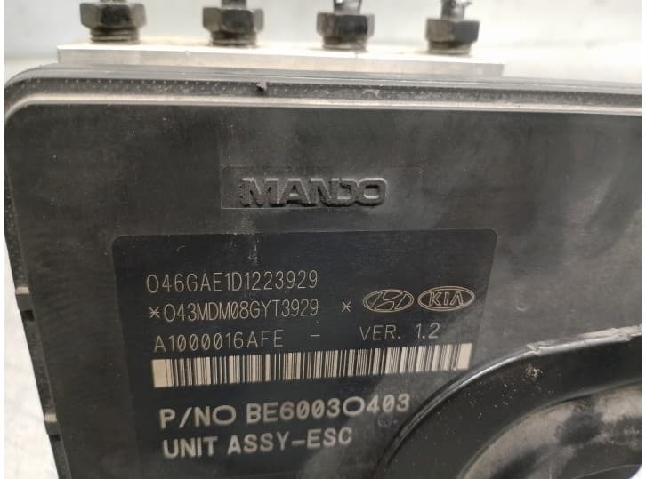 Recambio de abs para kia sportage iii (sl) 1.7 crdi referencia OEM IAM 589203U420 4