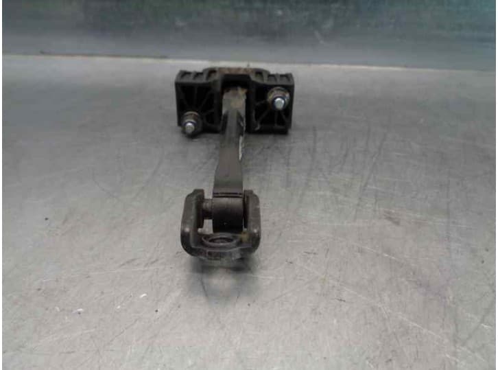 Recambio de retenedor puerta para volvo v50 (545) 2.0 d referencia OEM IAM 3