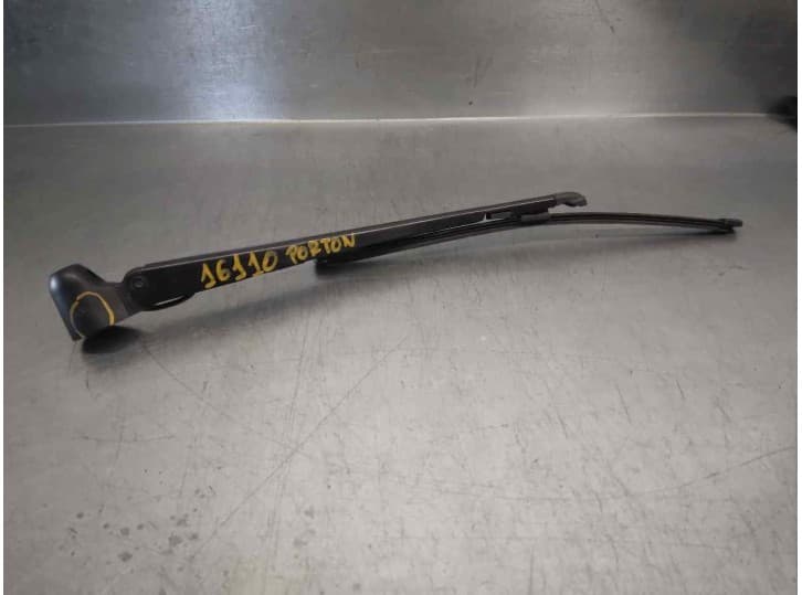 Recambio de brazo limpia trasero para bmw 1 (e87) 118 d referencia OEM IAM 7138507