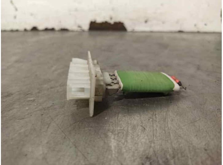 Recambio de resistencia calefaccion para peugeot 107 (pm_, pn_) 1.0 referencia OEM IAM 3