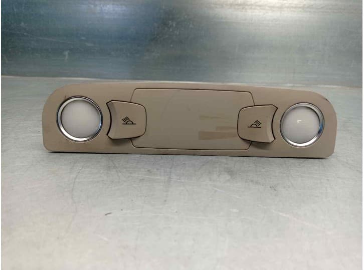 Recambio de luz interior para audi q7 (4lb) 3.0 tdi quattro referencia OEM IAM 4L0947111B