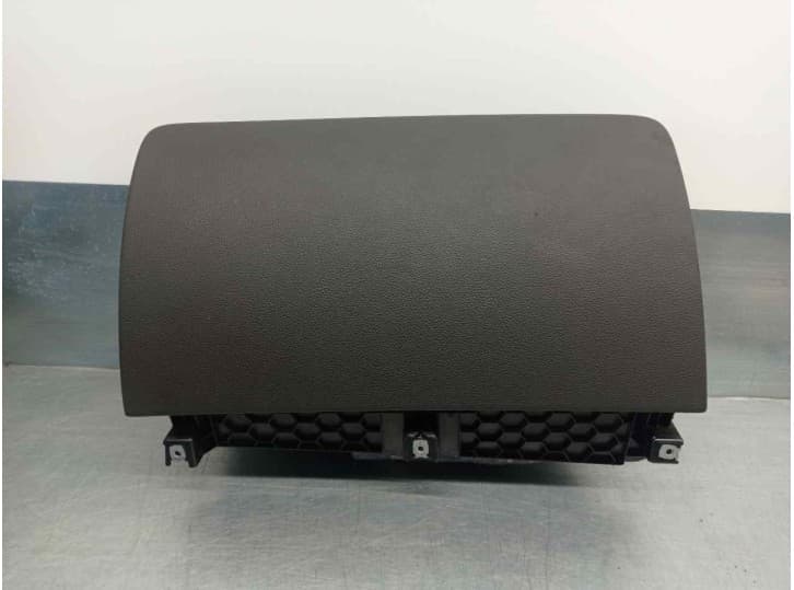 Recambio de guantera para audi q7 (4lb) 3.0 tdi quattro referencia OEM IAM 4L0857035D