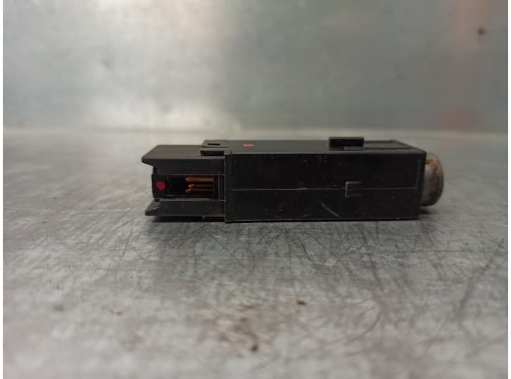 Recambio de interruptor para ford ranger (et) 2.5 tddi referencia OEM IAM 1452377 2