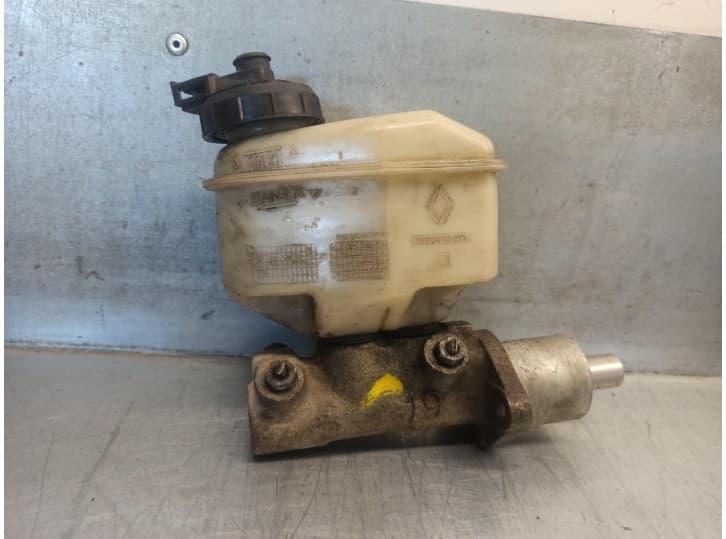 Recambio de bomba freno para renault 5 (b/c40) 1.4 referencia OEM IAM 7700720471 2