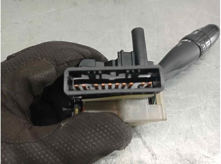 Recambio de mando limpia para kia picanto i (sa) 1.1 referencia OEM IAM 75733A 2