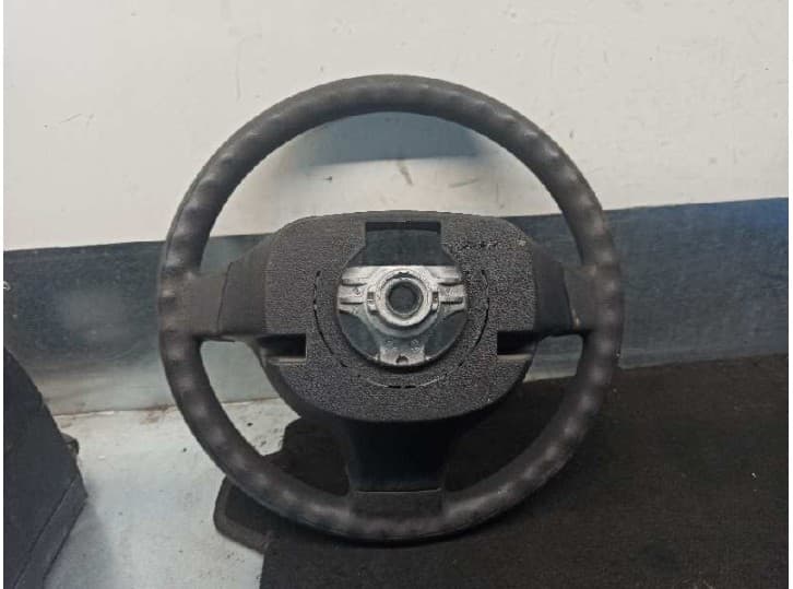 Recambio de volante para hyundai i10 i (pa) 1.1 referencia OEM IAM 561200X500 2
