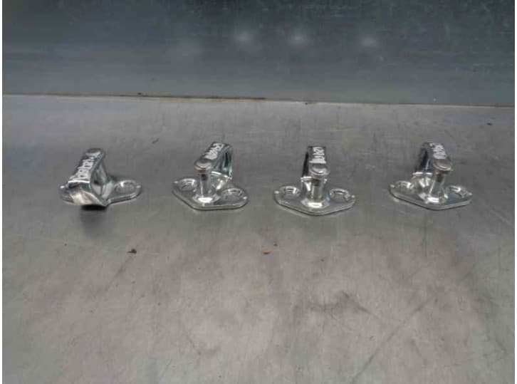 Recambio de bisagra puerta para opel astra j sedán 1.4 turbo (69) referencia OEM IAM