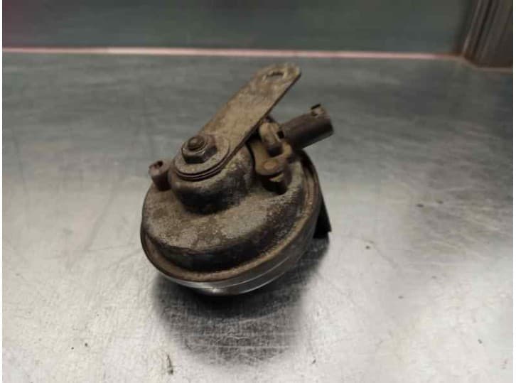 Recambio de claxon para bmw 7 (e38) 725 tds referencia OEM IAM  011157 BOSCH 4