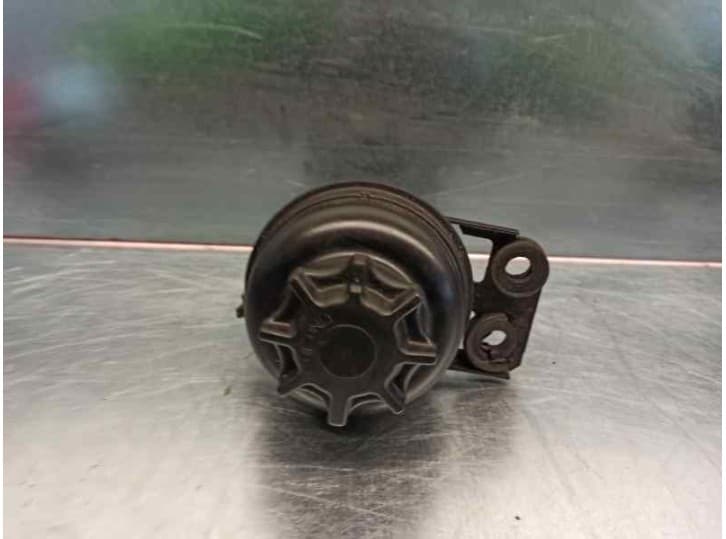 Recambio de deposito servo para bmw 7 (e38) 725 tds referencia OEM IAM 2