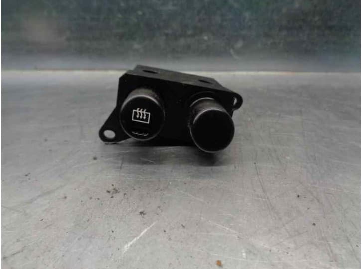 Recambio de mando para mazda mx-3 (ec) 1.6 i referencia OEM IAM 3395577