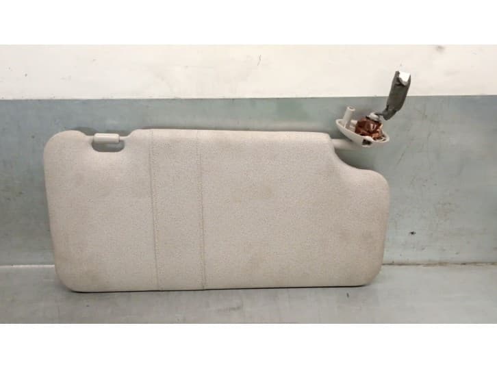 Recambio de parasol izquierdo para honda hr-v (ru) 1.5 (ru1) referencia OEM IAM 7722 3