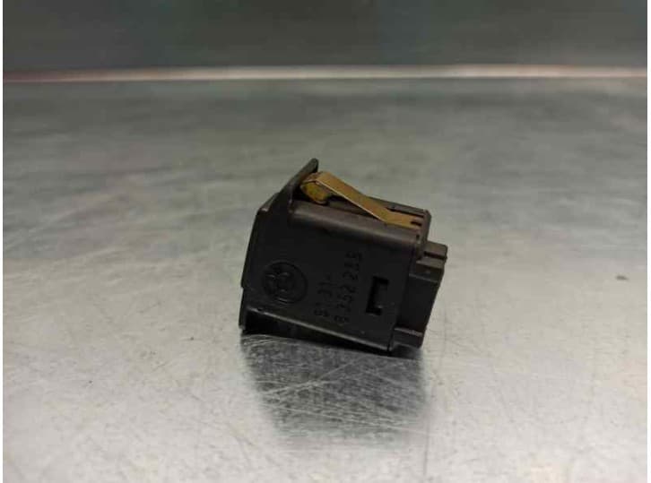 Recambio de mando para bmw 7 (e38) 725 tds referencia OEM IAM 61318352256 2