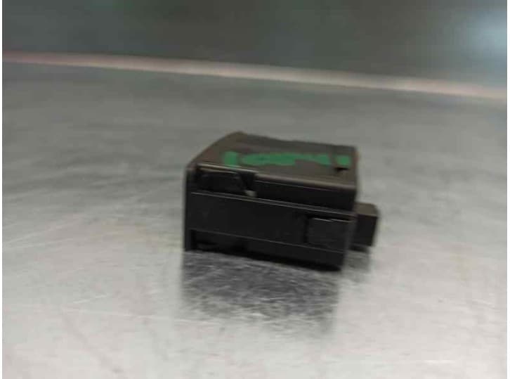 Recambio de mando para bmw 7 (e38) 725 tds referencia OEM IAM 61318360843 2