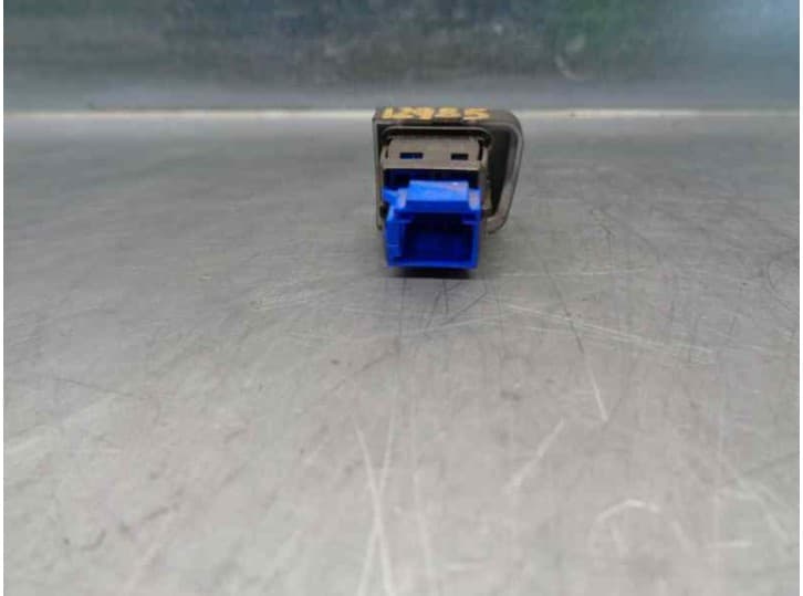 Recambio de warning para peugeot 208 i (ca_, cc_) 1.2 vti 82 referencia OEM IAM 96750916ZD 2