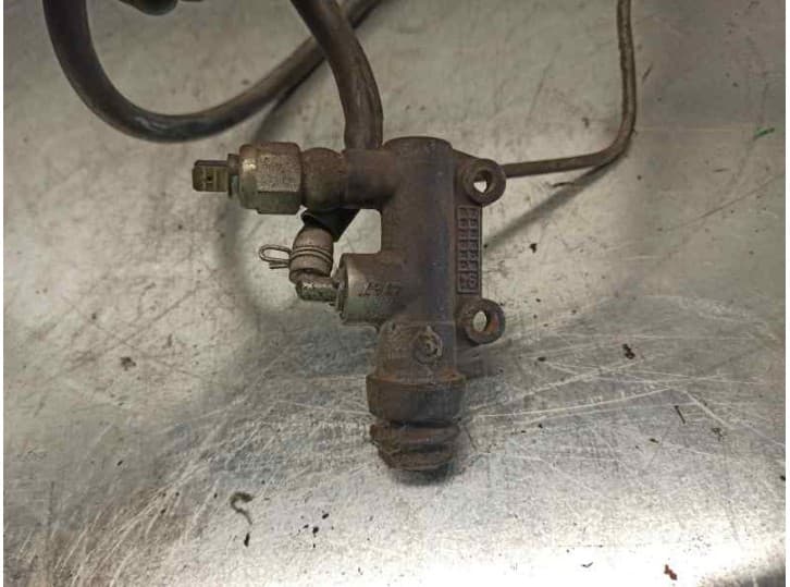 Recambio de pinza freno trasera derecha para bmw f 650 f 650 referencia OEM IAM   BREMBO 7
