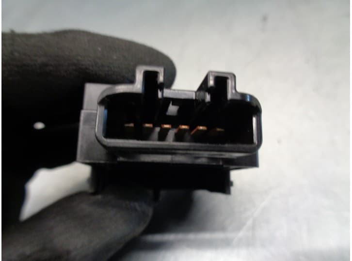 Recambio de interruptor para lexus is ii (_e2_) 220d (ale20) referencia OEM IAM 15A990 5