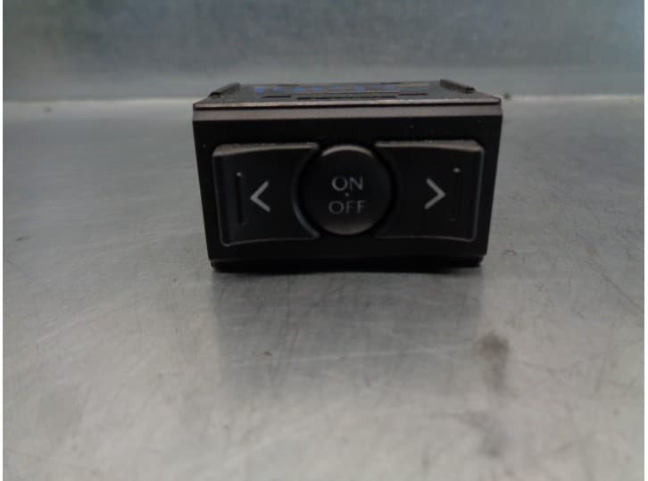 Recambio de interruptor para lexus is ii (_e2_) 220d (ale20) referencia OEM IAM 8479433020