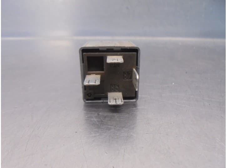 Recambio de rele para volkswagen passat b5 (3b2) 1.9 tdi referencia OEM IAM 8D0951253A 3