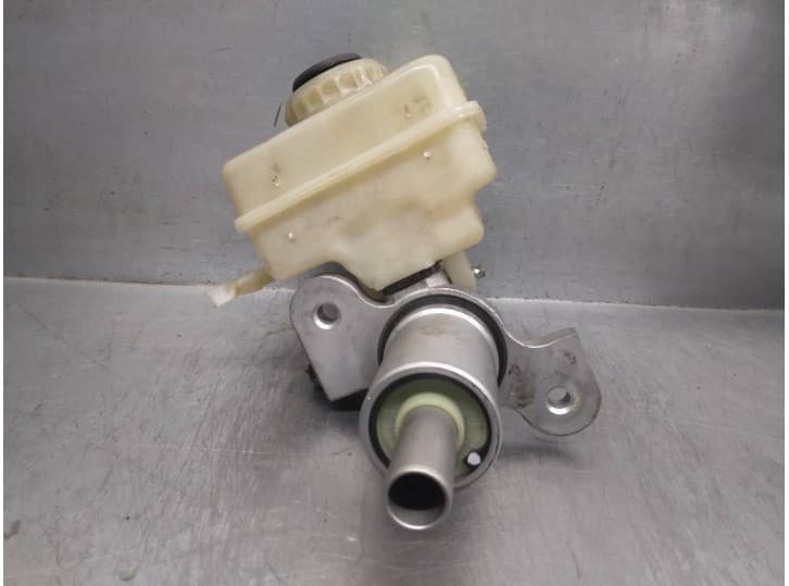 Recambio de bomba freno para bmw 5 (e60) 530 i referencia OEM IAM 320671792 3