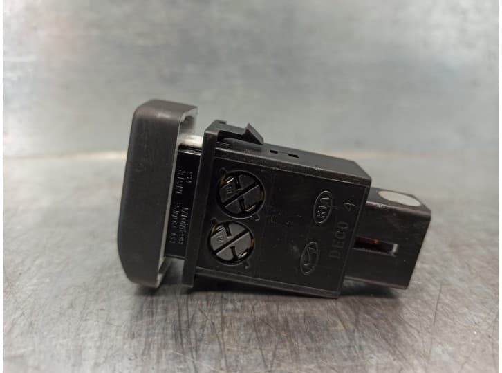 Recambio de interruptor para hyundai xg sedán 300 referencia OEM IAM 94950390000 2