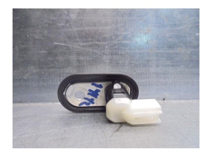 Recambio de interruptor para lexus is ii (_e2_) 220d (ale20) referencia OEM IAM 8479433020 3